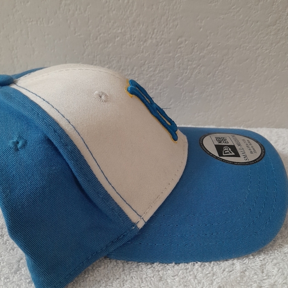 U.C.L.A..."B" - Picture 3 of 4